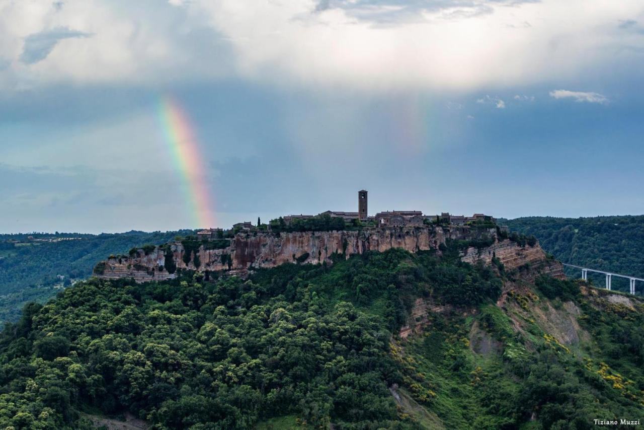 La Finestra Su Civita Lubriano Экстерьер фото